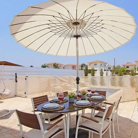 Atlev24 * Paralimni